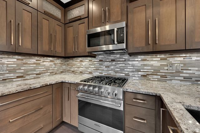 970 E TUSCAN PARK LN, Midvale, UT 84047