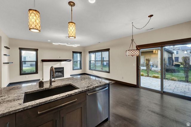 970 E TUSCAN PARK LN, Midvale, UT 84047