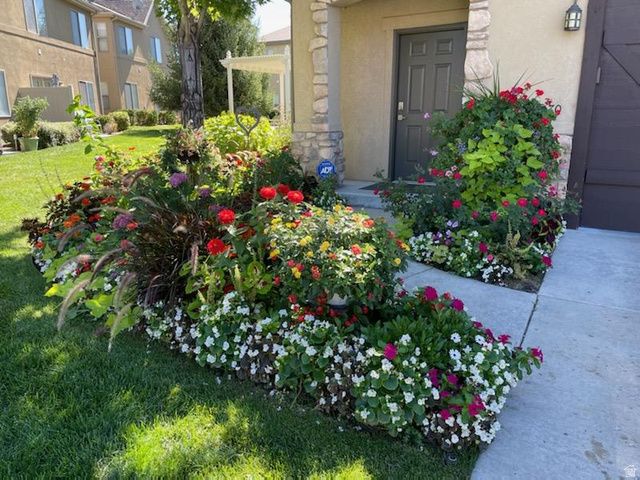 970 E TUSCAN PARK LN, Midvale, UT 84047