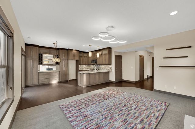 970 E TUSCAN PARK LN, Midvale, UT 84047