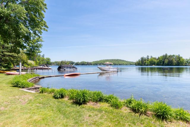 15 Cummings Cove Road, Meredith, NH 03253