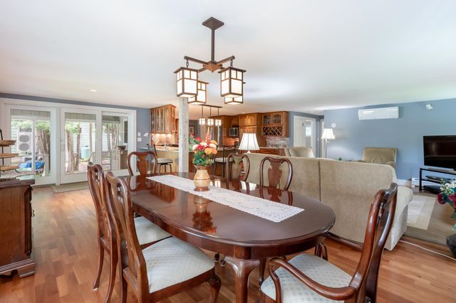 15 Cummings Cove Road, Meredith, NH 03253
