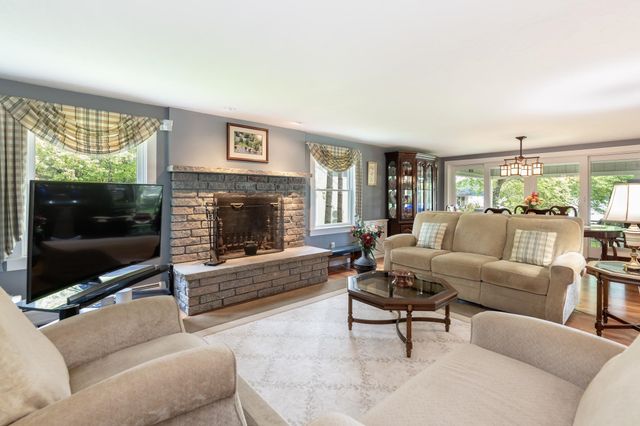 15 Cummings Cove Road, Meredith, NH 03253