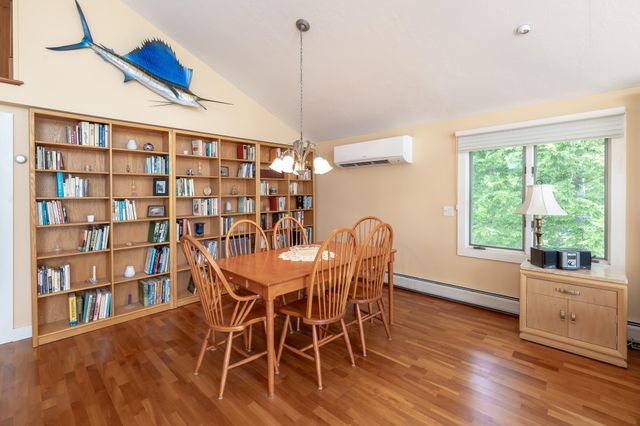 15 Cummings Cove Road, Meredith, NH 03253