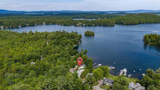 15 Cummings Cove Road, Meredith, NH 03253