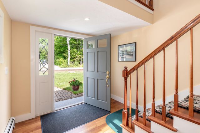 15 Cummings Cove Road, Meredith, NH 03253
