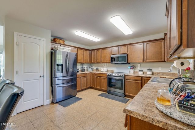 158 Slate Hill Road, Telford, TN 37690