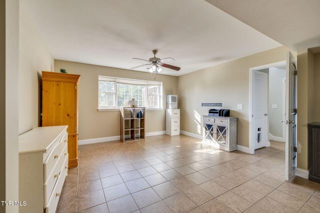 158 Slate Hill Road, Telford, TN 37690