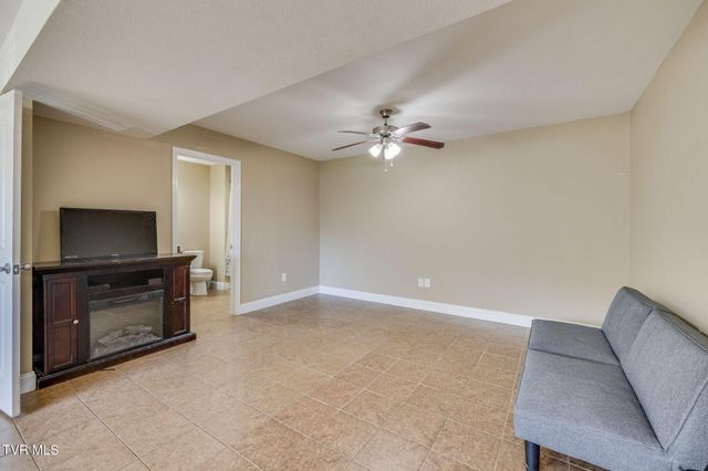 158 Slate Hill Road, Telford, TN 37690