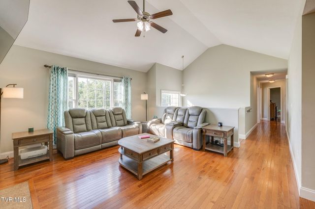 158 Slate Hill Road, Telford, TN 37690