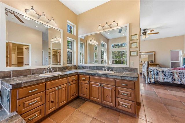 1495 Hillish Rock Rd, Meadow Vista, CA 95722