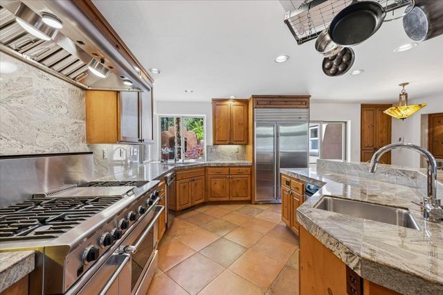 1495 Hillish Rock Rd, Meadow Vista, CA 95722