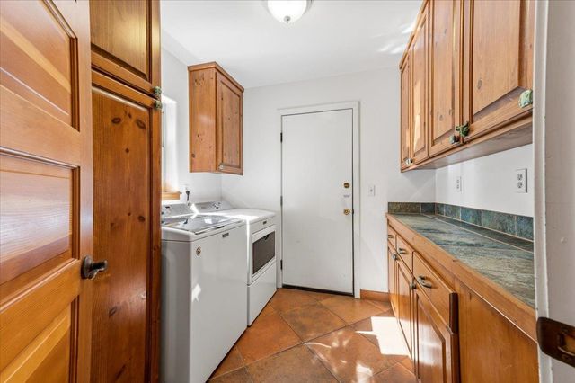 1495 Hillish Rock Rd, Meadow Vista, CA 95722