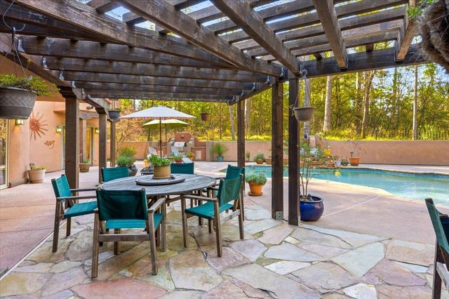 1495 Hillish Rock Rd, Meadow Vista, CA 95722