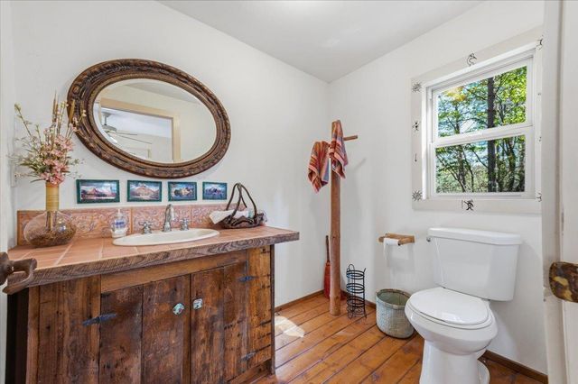 1495 Hillish Rock Rd, Meadow Vista, CA 95722