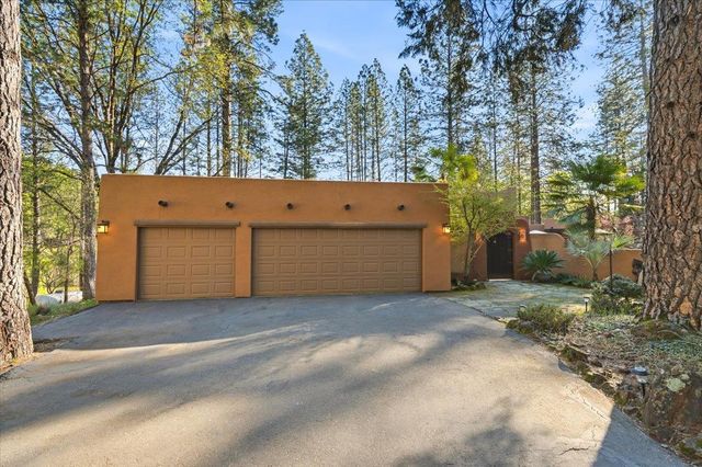 1495 Hillish Rock Rd, Meadow Vista, CA 95722