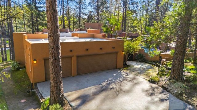 1495 Hillish Rock Rd, Meadow Vista, CA 95722