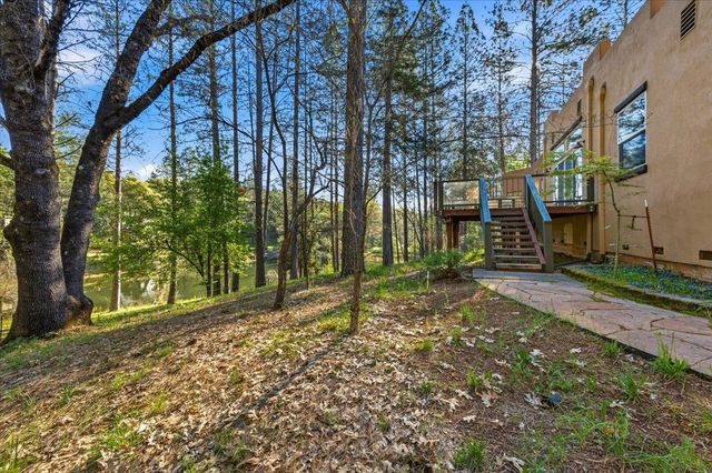 1495 Hillish Rock Rd, Meadow Vista, CA 95722