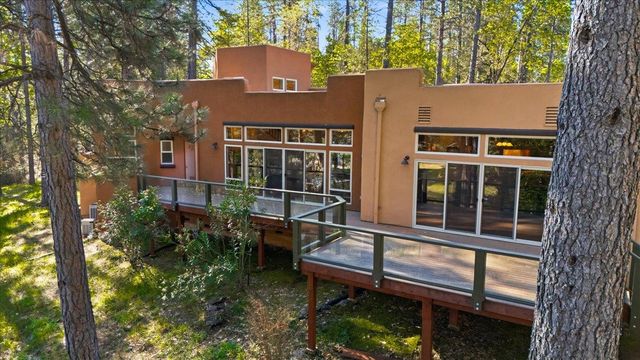 1495 Hillish Rock Rd, Meadow Vista, CA 95722