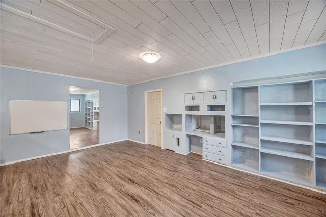 407 1ST AVENUE NE, Lutz, FL 33549