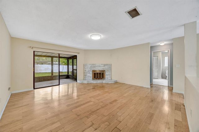 407 1ST AVENUE NE, Lutz, FL 33549