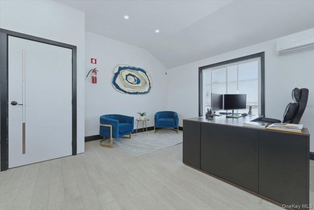 1895 Park Street, Atlantic Beach, NY 11509