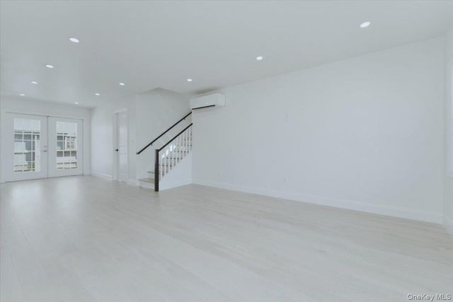 1895 Park Street, Atlantic Beach, NY 11509