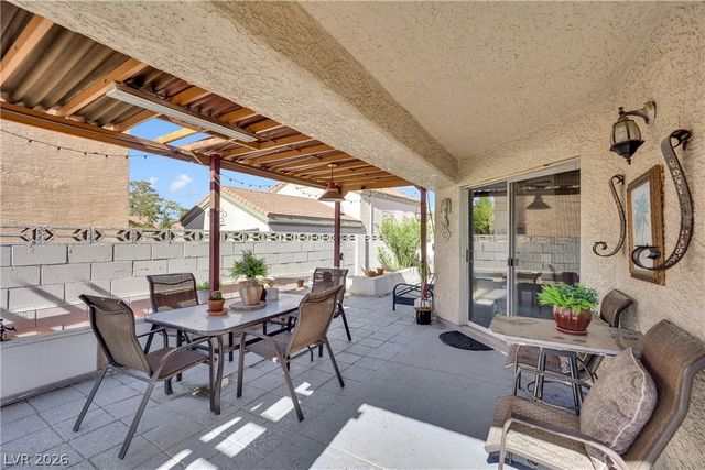 2913 Du Barry Manor Lane, Las Vegas, NV 89108
