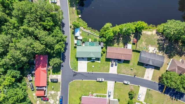 3036 Denine Dr., Conway, SC 29526
