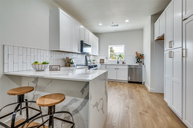 520 S Oconnor Road, Irving, TX 75060