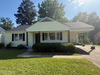 104 Brooklyn Drive, Natchez, MS 39120