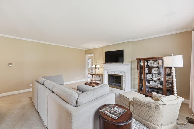 508 S Main Street, Versailles, KY 40383