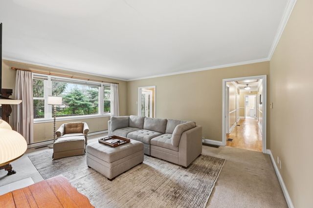 508 S Main Street, Versailles, KY 40383