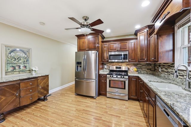 508 S Main Street, Versailles, KY 40383