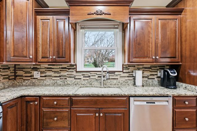 508 S Main Street, Versailles, KY 40383