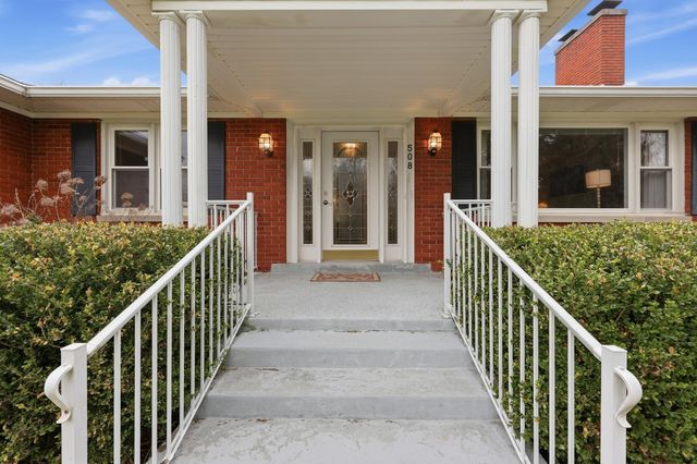 508 S Main Street, Versailles, KY 40383