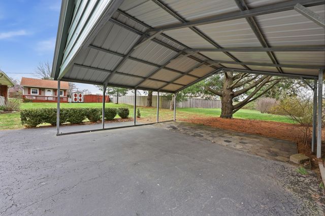 508 S Main Street, Versailles, KY 40383