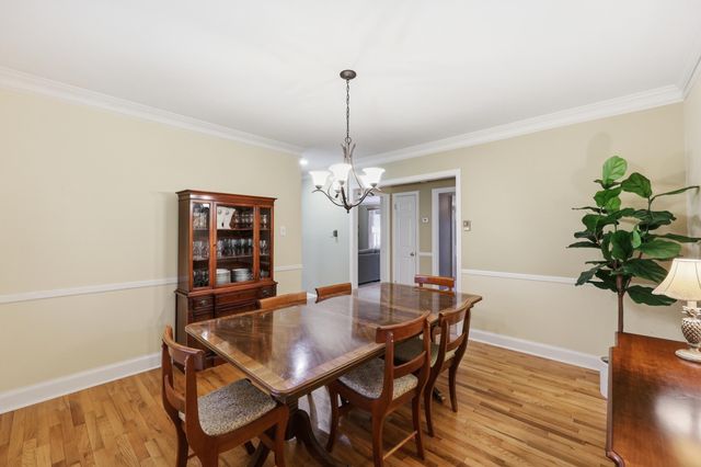 508 S Main Street, Versailles, KY 40383