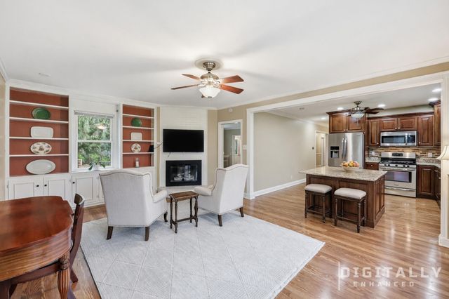 508 S Main Street, Versailles, KY 40383