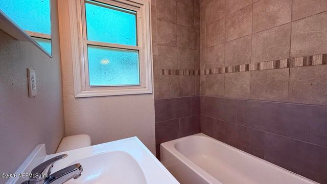 816 SARANAC Street, Jacksonville, FL 32254