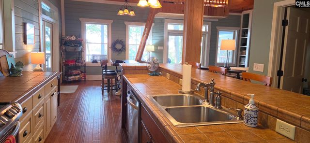 181 Saluda Bluff Rd, Batesburg, SC 29006