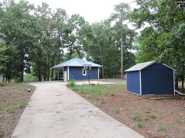 181 Saluda Bluff Rd, Batesburg, SC 29006