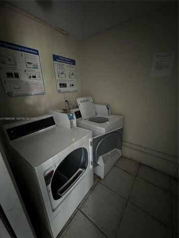 1398 NE 191st St C305, Miami, FL 33179