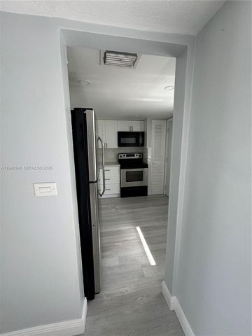 1398 NE 191st St C305, Miami, FL 33179