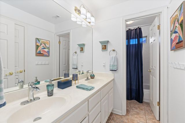 9500 Corbe DR, Austin, TX 78726