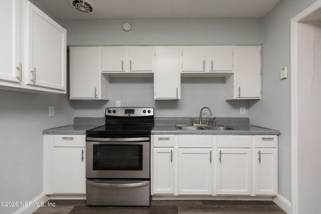 2255 W 13TH Street, Jacksonville, FL 32209