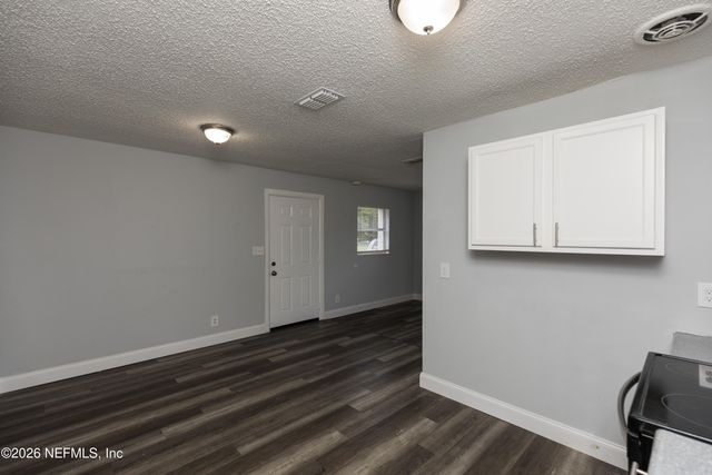 2255 W 13TH Street, Jacksonville, FL 32209
