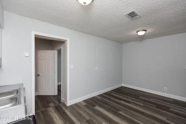 2255 W 13TH Street, Jacksonville, FL 32209