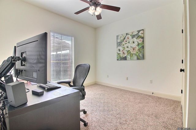 13348 Autumn Run Dr, Walker, LA 70785