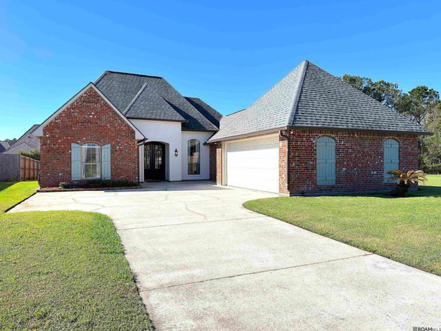 13348 Autumn Run Dr, Walker, LA 70785